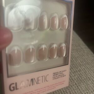 glamnetic angel touch Press-On Nails - Short Oval Nude Pink